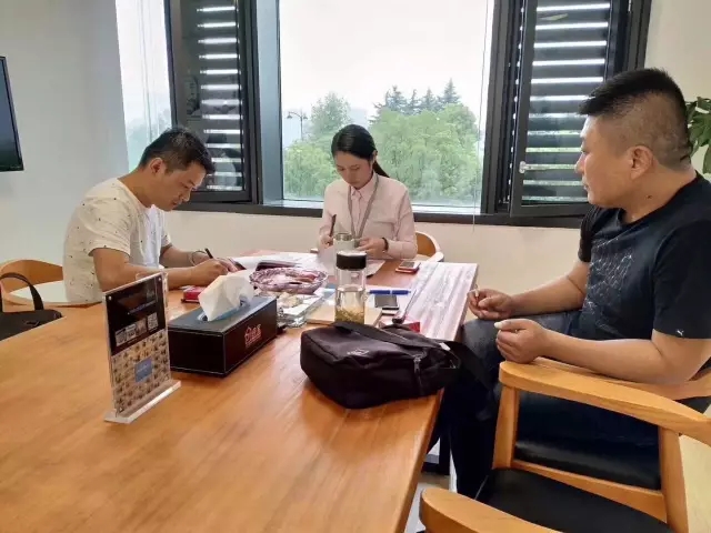 熱烈祝賀泰州姜堰李總、王總簽約創(chuàng)綠家！
