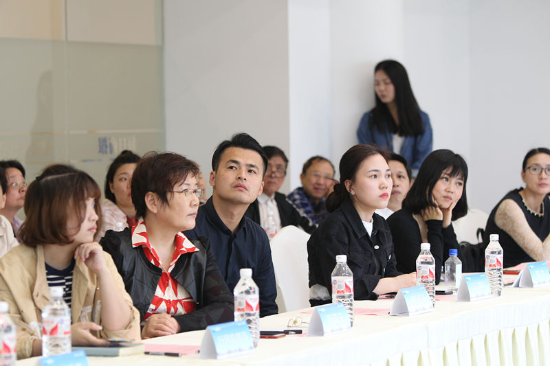 創(chuàng)綠家環(huán)保應(yīng)邀參加2018中國透明工廠評選啟動儀式！