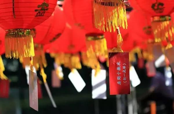 創(chuàng)綠家環(huán)保恭祝大家元宵快樂，幸福美滿！