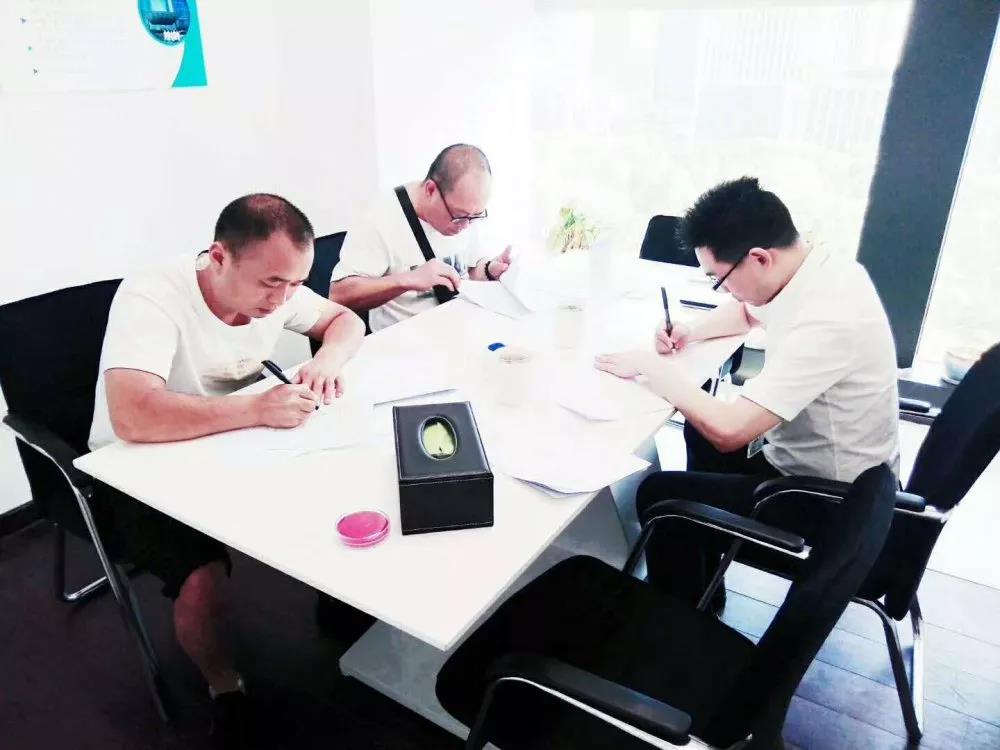 熱烈祝賀曾總簽約創(chuàng)綠家江西省贛州市縣級代理！
