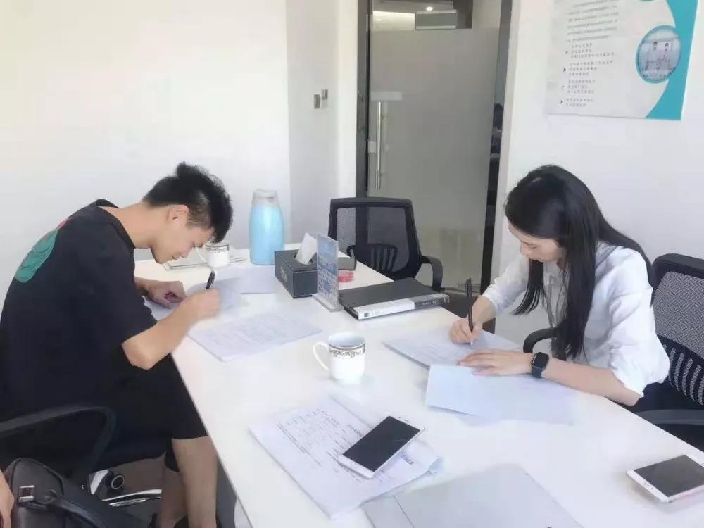 熱烈祝賀劉總簽約創(chuàng)綠家浙江省臺(tái)州市區(qū)級(jí)代理！