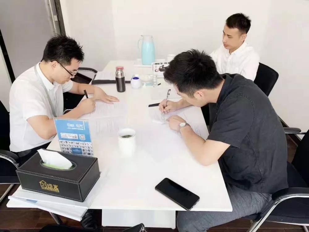 熱烈祝賀錢總簽約創(chuàng)綠家浙江省嘉興市區(qū)級代理！