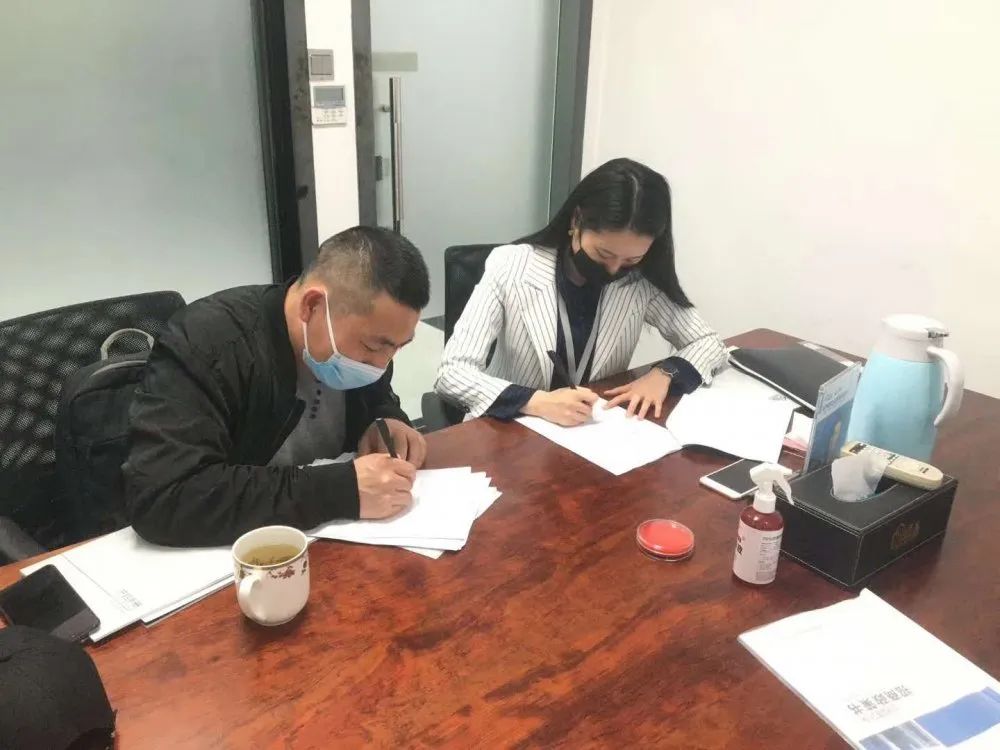 熱烈祝賀周總簽約創(chuàng)綠家江蘇省無錫市區(qū)級代理！