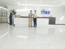 熱烈祝賀樊總簽約創(chuàng)綠家成都市區(qū)級(jí)代理！