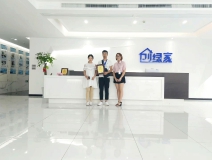 熱烈祝賀段總夫婦簽約創(chuàng)綠家宜昌市區(qū)級(jí)代理！