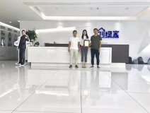 熱烈祝賀俞總、杜總簽約創(chuàng)綠家貴陽市區(qū)級代理！