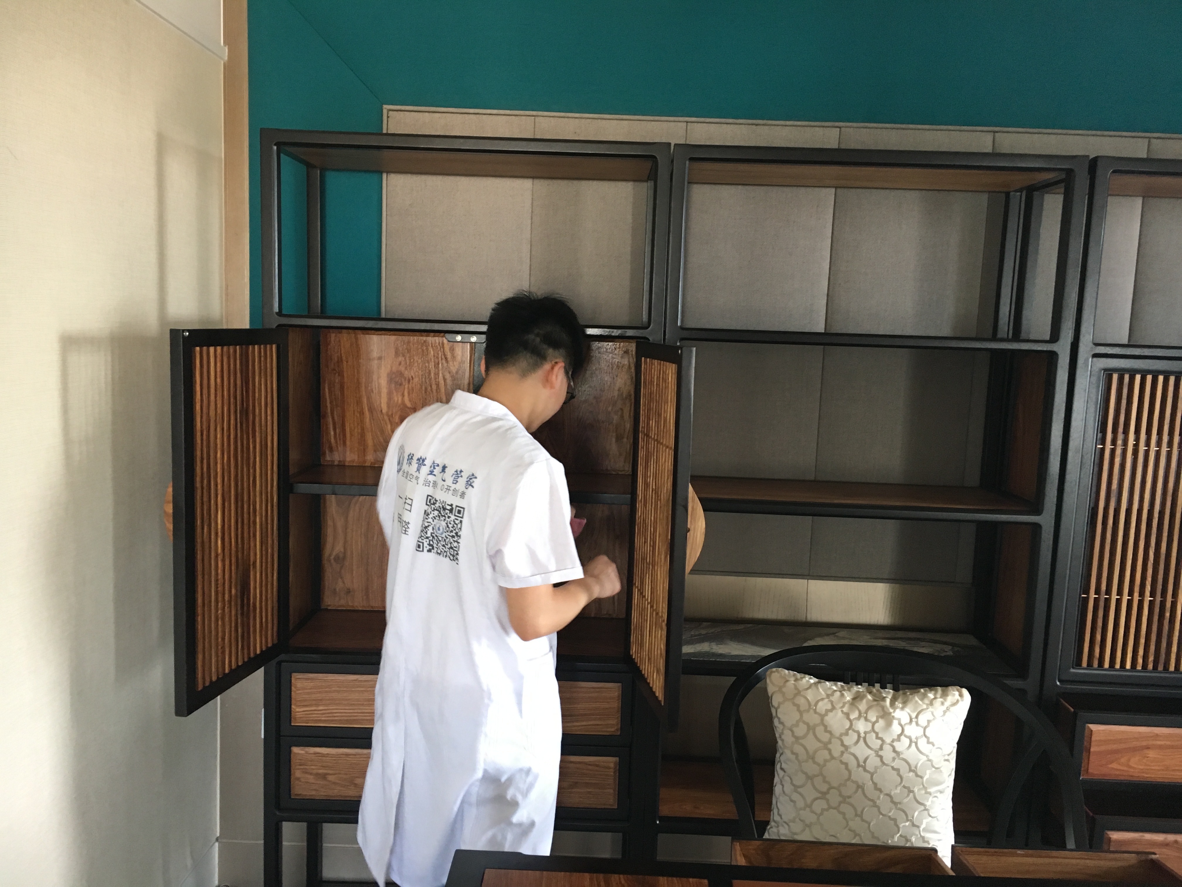 找除甲醛公司是一種辦法？是的，這還是您對待室內(nèi)空氣污染的正確心態(tài)！